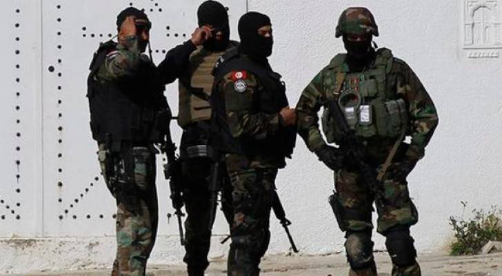 تونس تمنع 18 ألف عنصر من القتال مع الارهابيين في الخارج