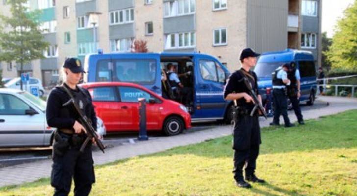 الدنماركي مطلق النار على الشرطة احد عناصر عصابة داعش الارهابية