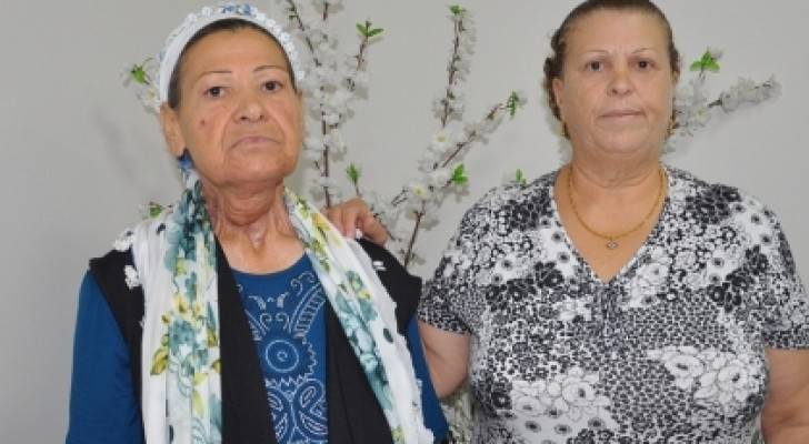 سيدة تستعيد النطق بلسان اصطناعي