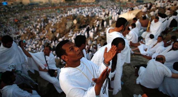 للمرة الأولى.. طائرات بدون طيار تتابع الحجاج