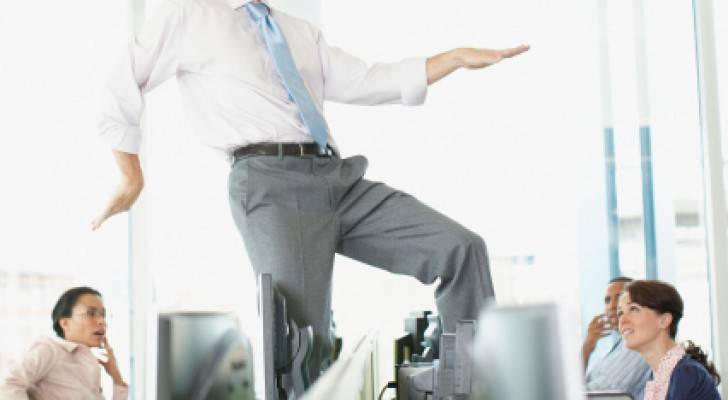 22 نوعا من زملاء العمل لا يمكن تحملهم.. دليلك للتعامل معهم