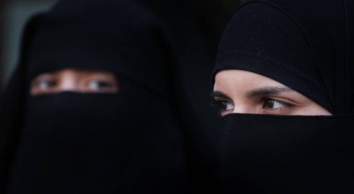 حظر النقاب
