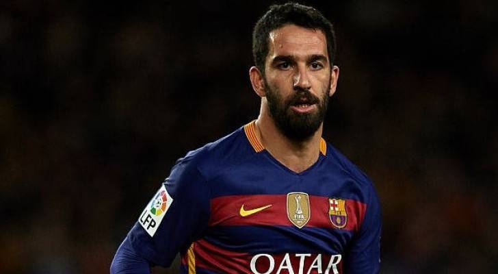 أردا توران لاعب برشلونة الإسباني
