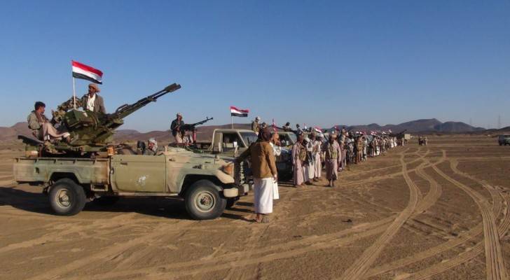ضحايا في تفجير استهدف عزاء قيادي بالجيش اليمني