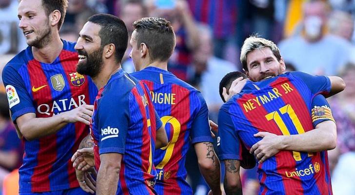 فوز برشلونة برباعية نظيفة
