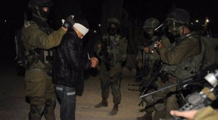 شرطة الاحتلال تعتقل فلسطينيا 