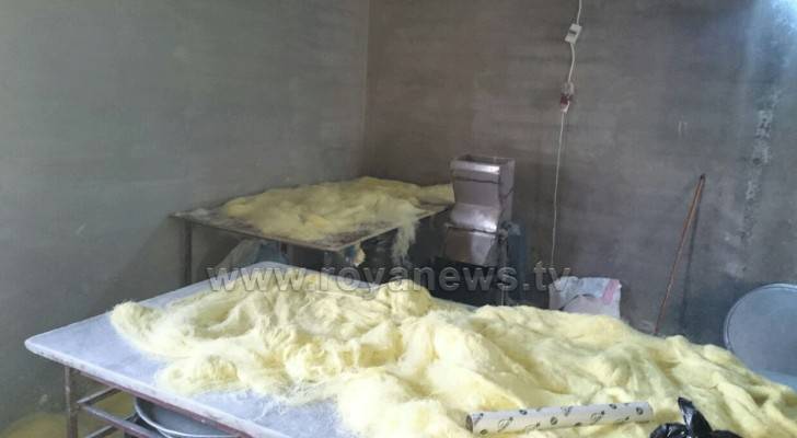 ضبط مشغل غير مرخص لتصنيع الحلويات في اربد