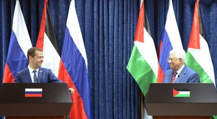 الرئيس الفلسطيني ورئيس الوزراء الروسي