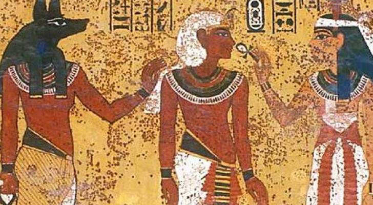 الكلمات التي يتحدث بها المصريون في لهجتهم العامية هي كلمات قديمة كان يستخدمها الفراعنة في مصر القديمة