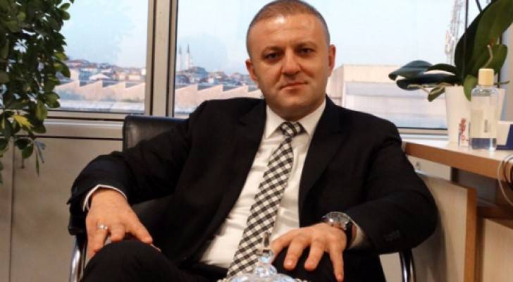 رئيس جمعية الديمقراطية والعدالة التركية حسين يوكسيك