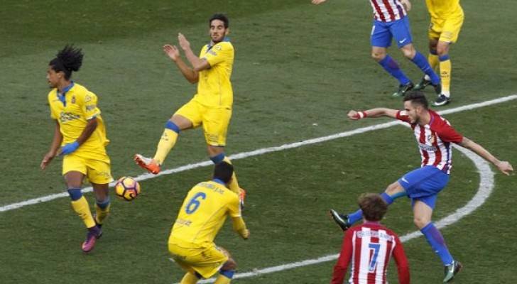 أتلتيكو مدريد ينجو من فخ لاس بالماس بصعوبة
