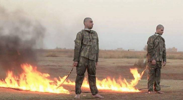 داعش قبض على الجنديين منذ عام تقريبا