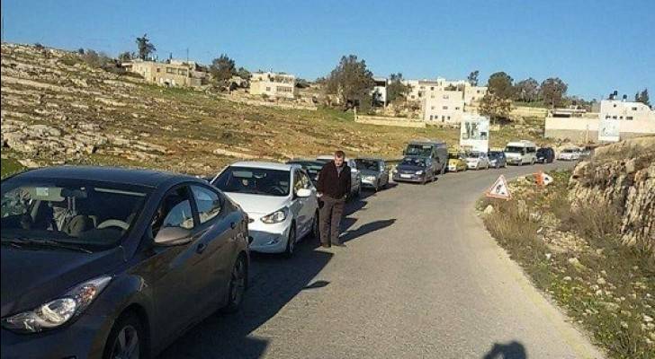 قوات الاحتلال تغلق بوابة النبي صالح