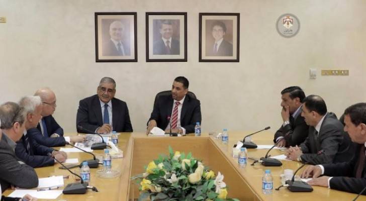 نقل النواب تبحث مع وزارة الأشغال تحويلة إربد - عمان