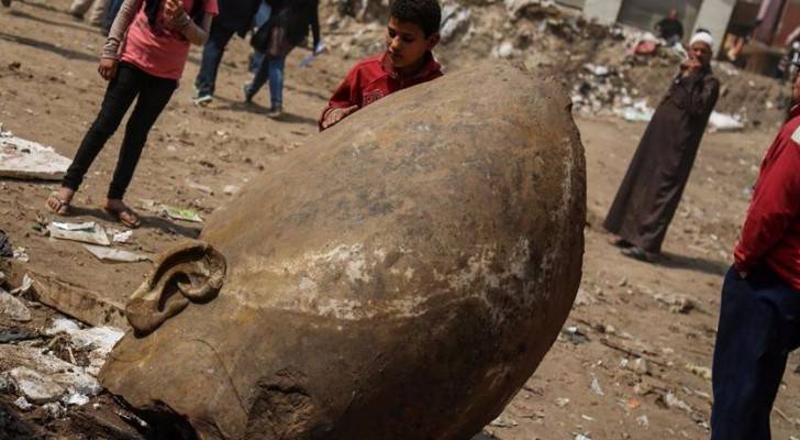 صور 'انتشال' كشف أثري تثير غضب ناشطين في مصر