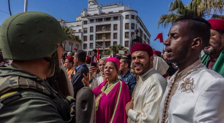 قلب تونس يتزين بملابس الأجداد
