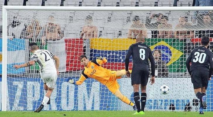 اللاعب باولو ديبالا مهاجم ونجم السيدة العجوز 