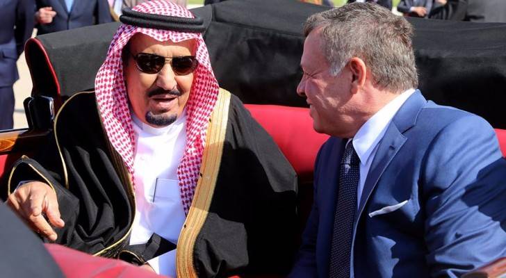 جانب من حفل استقبال خادم الحرمين الشريفين