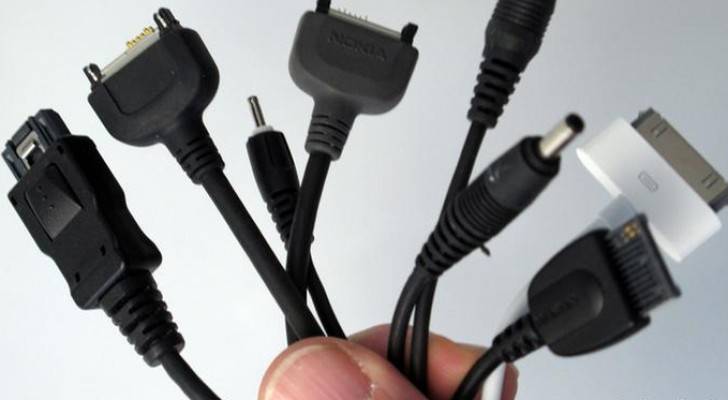 كابلات الشحن طريقة جديدة لاختراق الهواتف الذكية