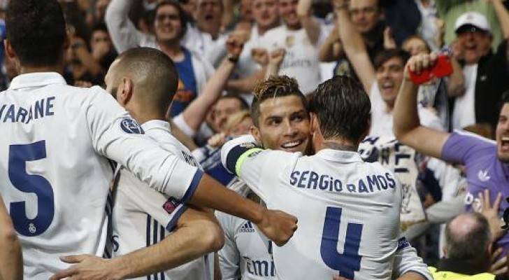 رونالدو يُقرٓب ريال مدريد من كارديف بهاترك في اتلتيكو مدريد