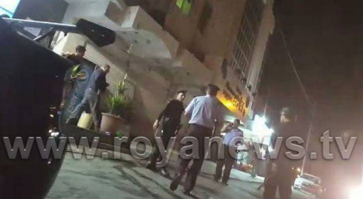 لأمن يضبط شخصا أطلق النار اتجاه محل في العاصمة عمان