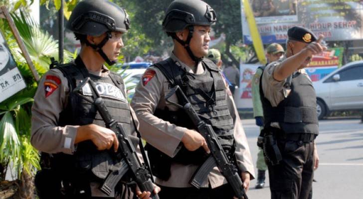 عناصر من الشرطة في إندونيسيا