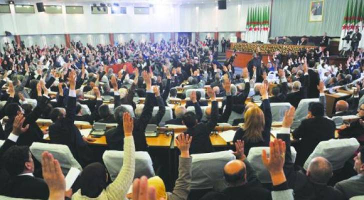 البرلمان الجزائري يصادق على 'برنامج الحكومة'