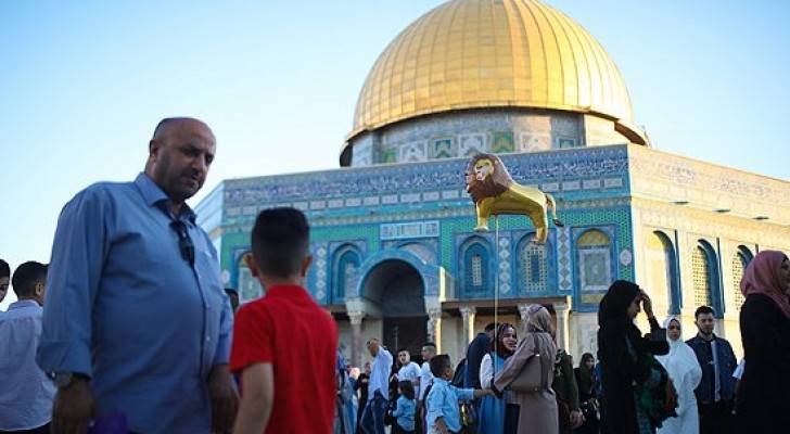 عشرات الألاف أدوا صلاة العيد في الأقصى 