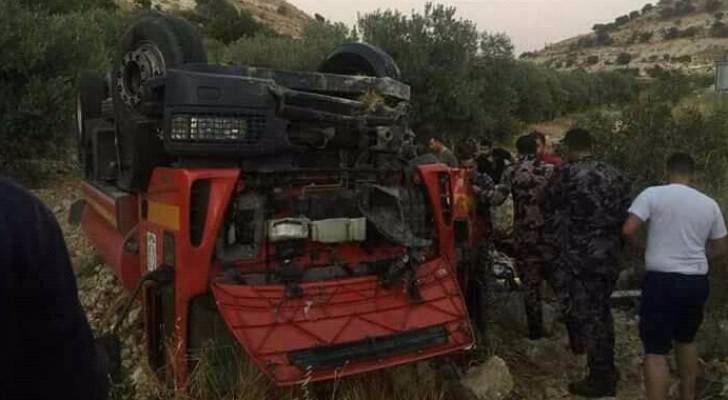 شهيدا واجب بتدهور آلية للدفاع المدني في إربد