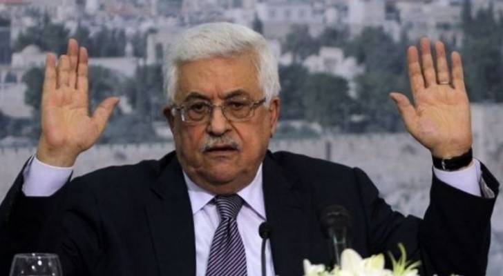 عباس يدين 'الحادث' في المسجد الأقصى