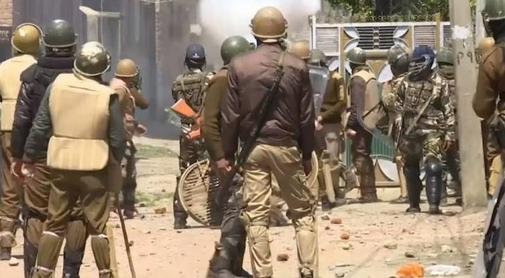 مقتل أربعة جنود باكستانيين بقصف هندي في كشمير