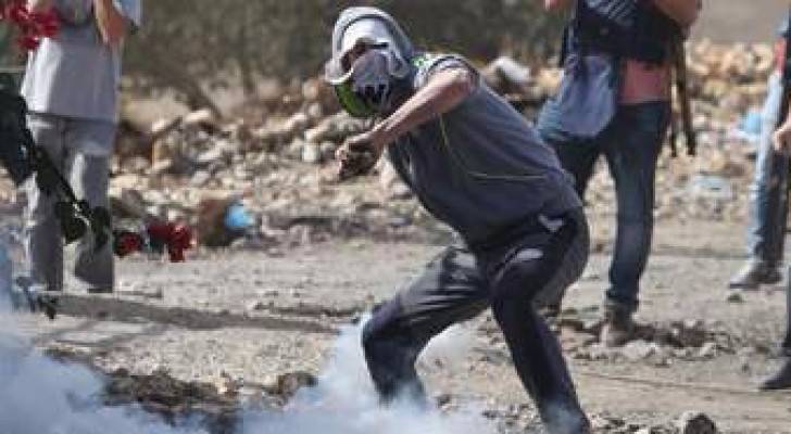 إصابات بالاختناق في مواجهات مع الاحتلال شمال الخليل