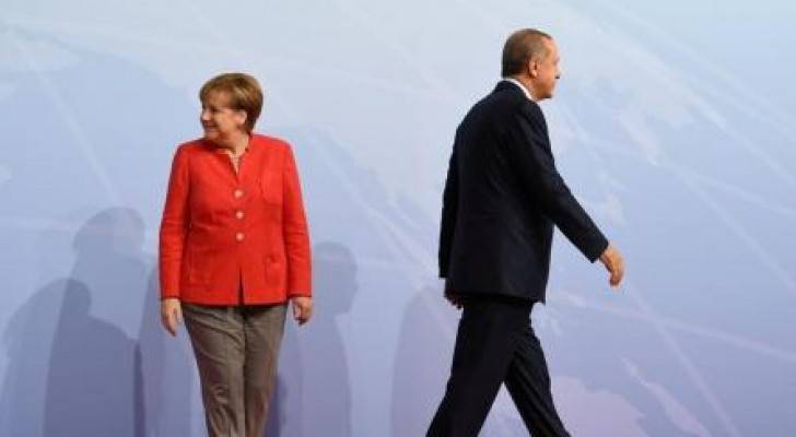 حلف الأطلسي يعرض الوساطة لحل الأزمة بين تركيا وألمانيا