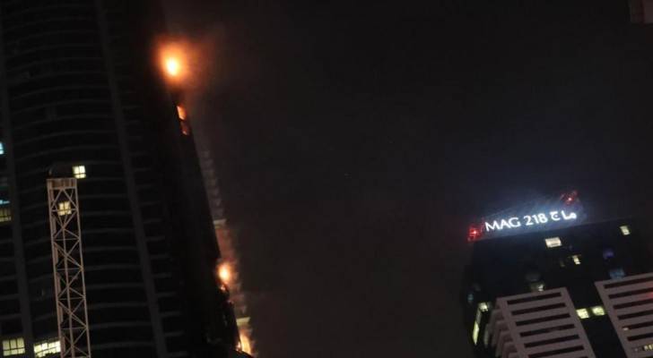 لا إصابات بحريق 'برج الشعلة' في دبي
