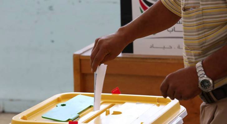 الصورة من احد مراكز الاقتراع