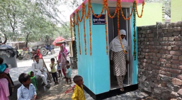 الحكومة الهندية تنفذ مخططا لتوفير مراحيض في القرى 