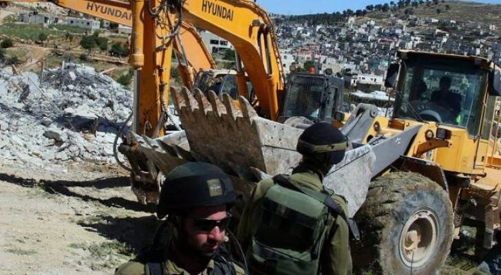 الاحتلال ينفذ اعمال تجريف بمقبرة الشهداء في القدس