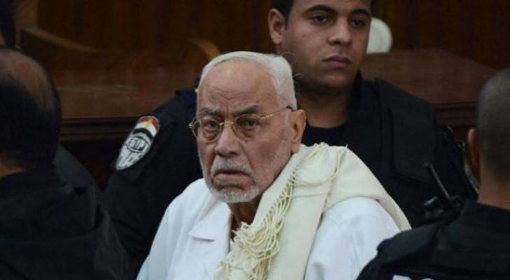 المرشد السابق لجماعة الإخوان المسلمين محمد مهدي عاكف