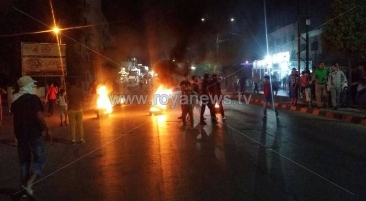 صور ..شغب بلواء الرمثا بعد انقضاء مهلة العشائر للحكومة بشأن 'البحث الجنائي'