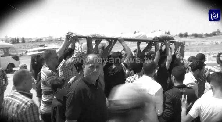 صورة من جنازة الطفل السوري