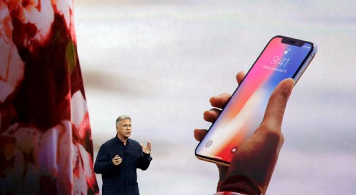 آبل: سعر إصلاح شاشة هاتف آيفون ١٠ يصل إلى ٢٧٩ دولارا