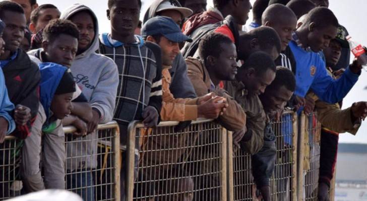 ١٤٤ مهاجرا نيجيريا علقوا بليبيا يعودون الى بلادهم باطار خطة طارئة