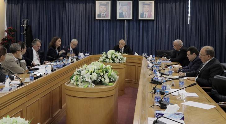 للجنة المالية والاقتصادية في مجلس الاعيان