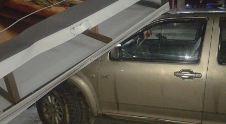 سقوط آرمة على مركبه جنوب اربد