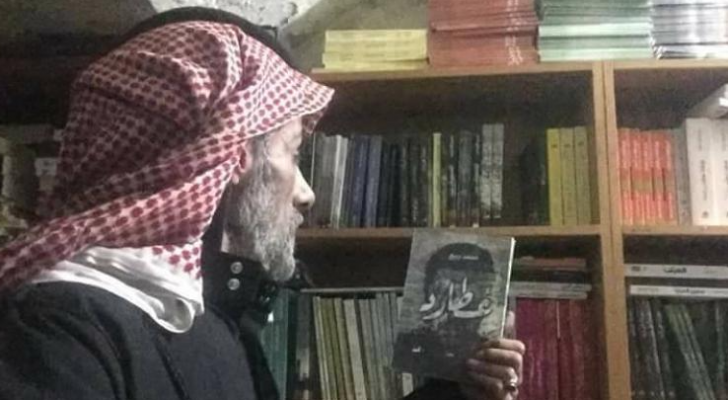 هشام المعايطة صاحب مكتبة الجاحظ - ارشيفية