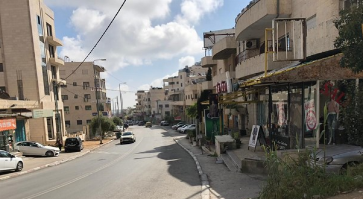 الاضراب يعم فلسطين حدادا على شهداء غزة