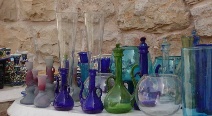 صناعة الزجاج.. حرفة تقليدية في مدينة الخليل - فيديو