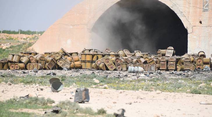 الدفاع الروسية: مطار الضمير السوري تعرض لهجوم بـ 12 صاروخا