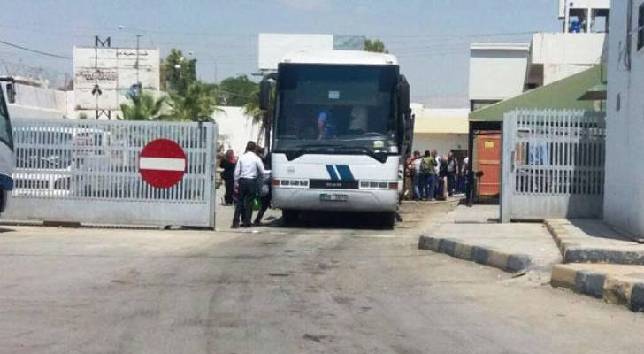 حركة السفر عبر جسر الملك حسين ومعبري وادي الاردن ووادي عربة