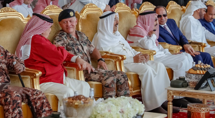 الملك يتابع حفل اختتام "درع الخليج 1"